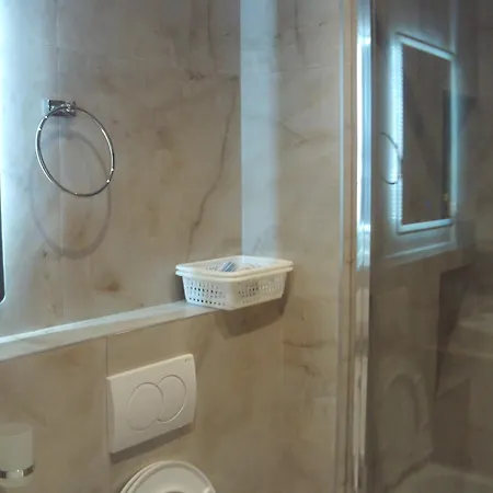 Apartment Luxury Next To Us Embassy Tirana